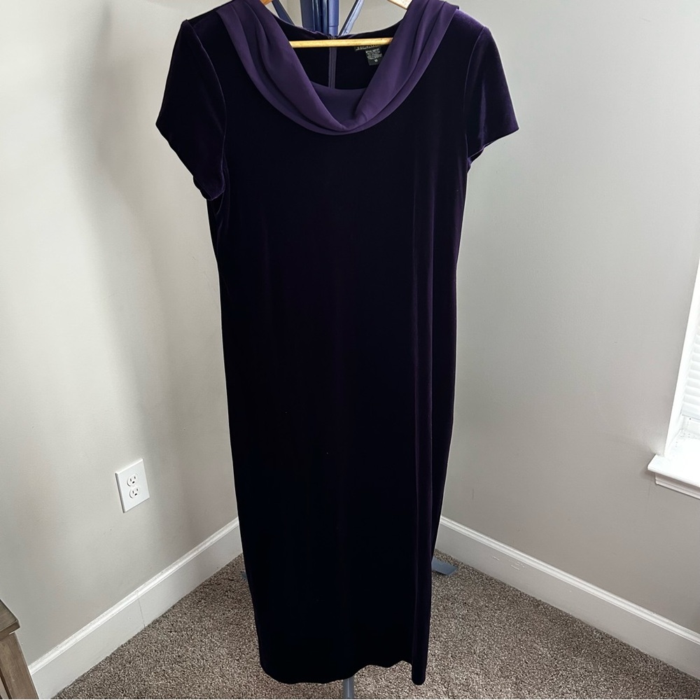 Social Circles Purple Velvet Midi Dress with Sheer Scarf - Size 16